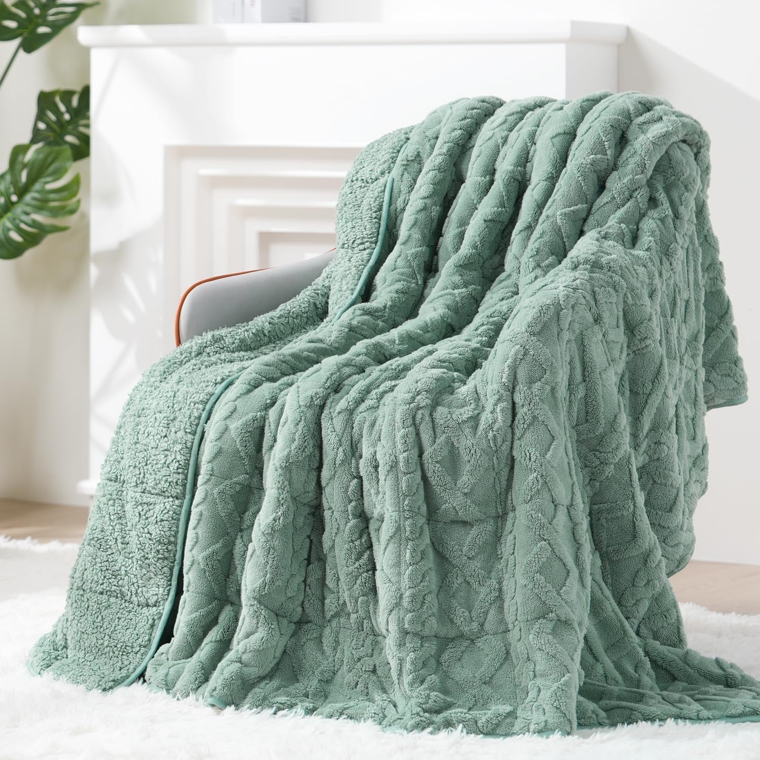 Green Cottonblue Weighted Blanket for Adults Queen Size 6.61 Pound, Soft Fluffy Sherpa Fleece Jacquard Weighted Blankets Throw 27"X40" for Sleep Relax, Fuzzy Warm Arch Heavy Blanket for Bed Couch, Green